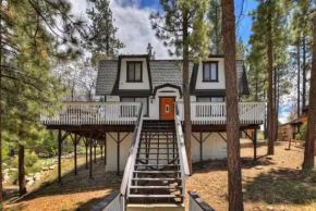 The Mountain Treehouse, Jacuzzi Large Backyard! Big Bear Lake